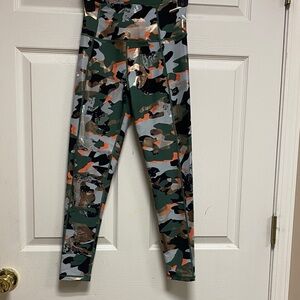 Kinesis Womens  XS Metallic Camouflage Leggings